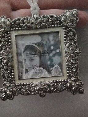 Aaron Brothers Ornate Silver-Tone Photo Frame Ornament